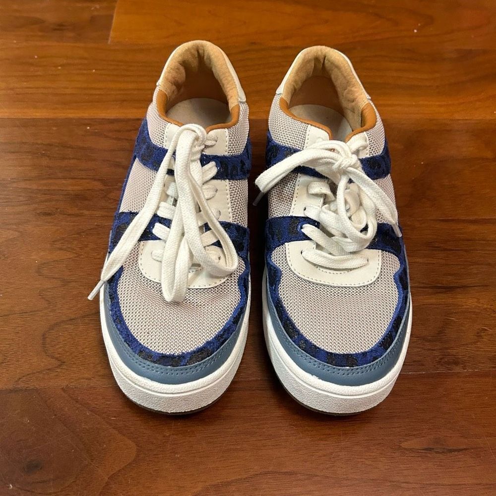 Lucky Brand colorblock Hennia women’s sneaker size 6
